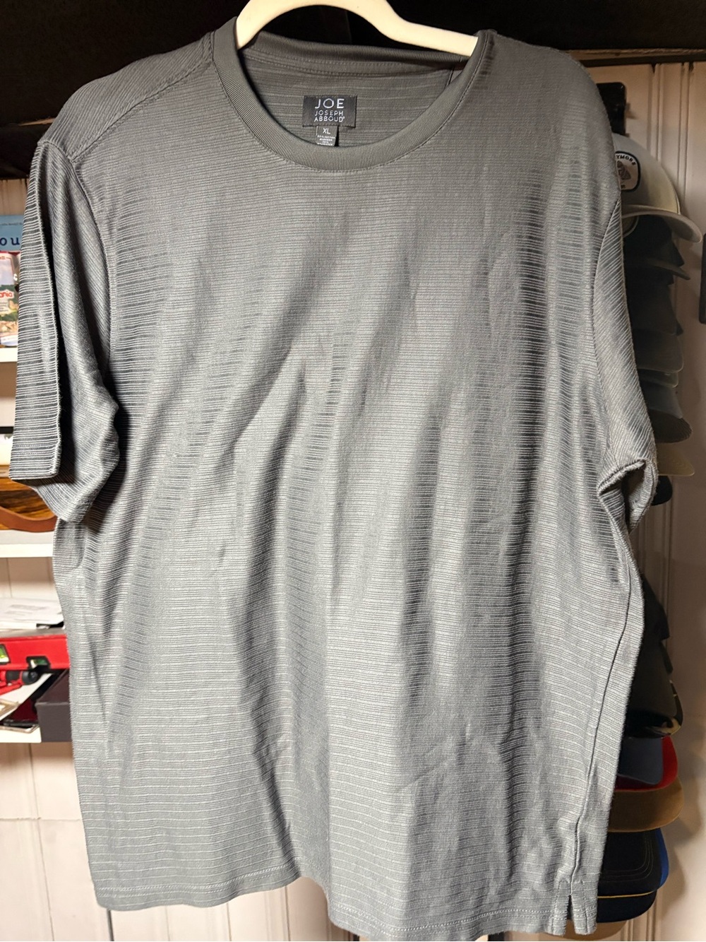 Joseph Abboud Men's Short Sleeve Crewneck Tee in Heather Gray